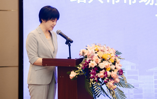 丁颖芹致欢迎词